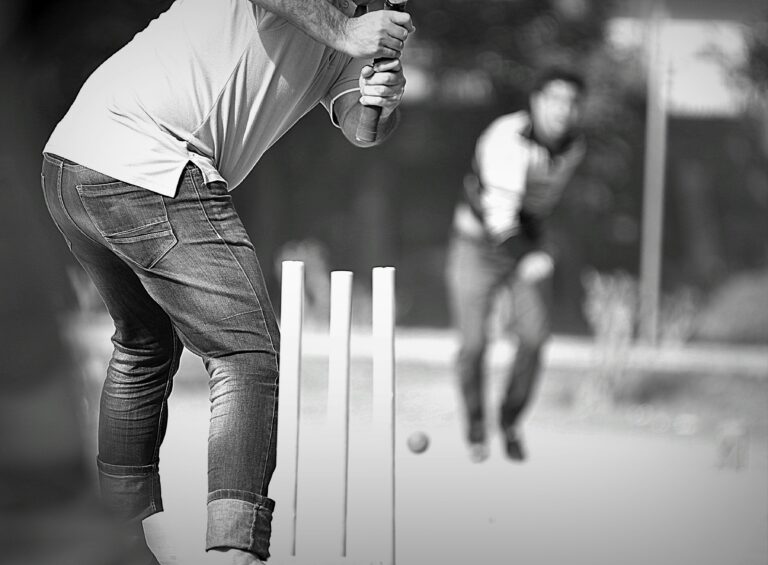 The Art of Reverse Swing Bowling in Cricket: Techniques and Training Tips by 11xplay Pro Experts